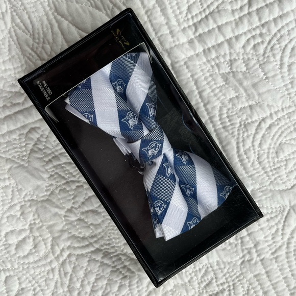 Duke Blue Devils Bow Tie - Picture 2 of 2